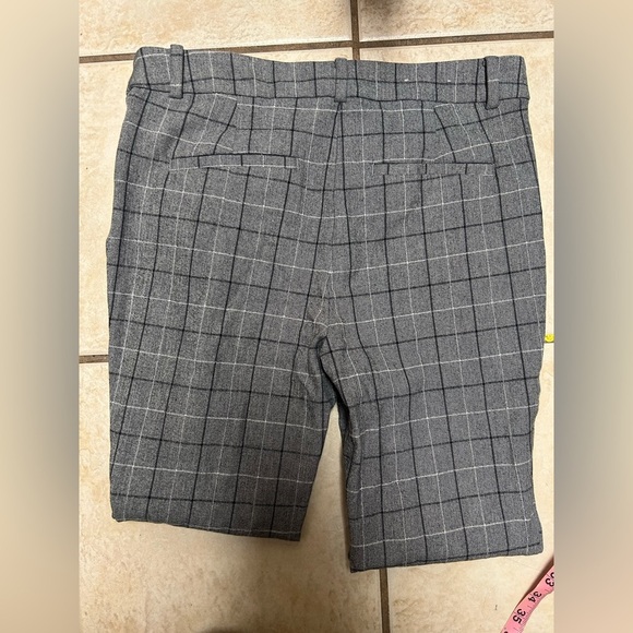 Loft The Sutton Skinny gray Black Multi Plaid Ankle Pants Size 4 slacks - Picture 6 of 8